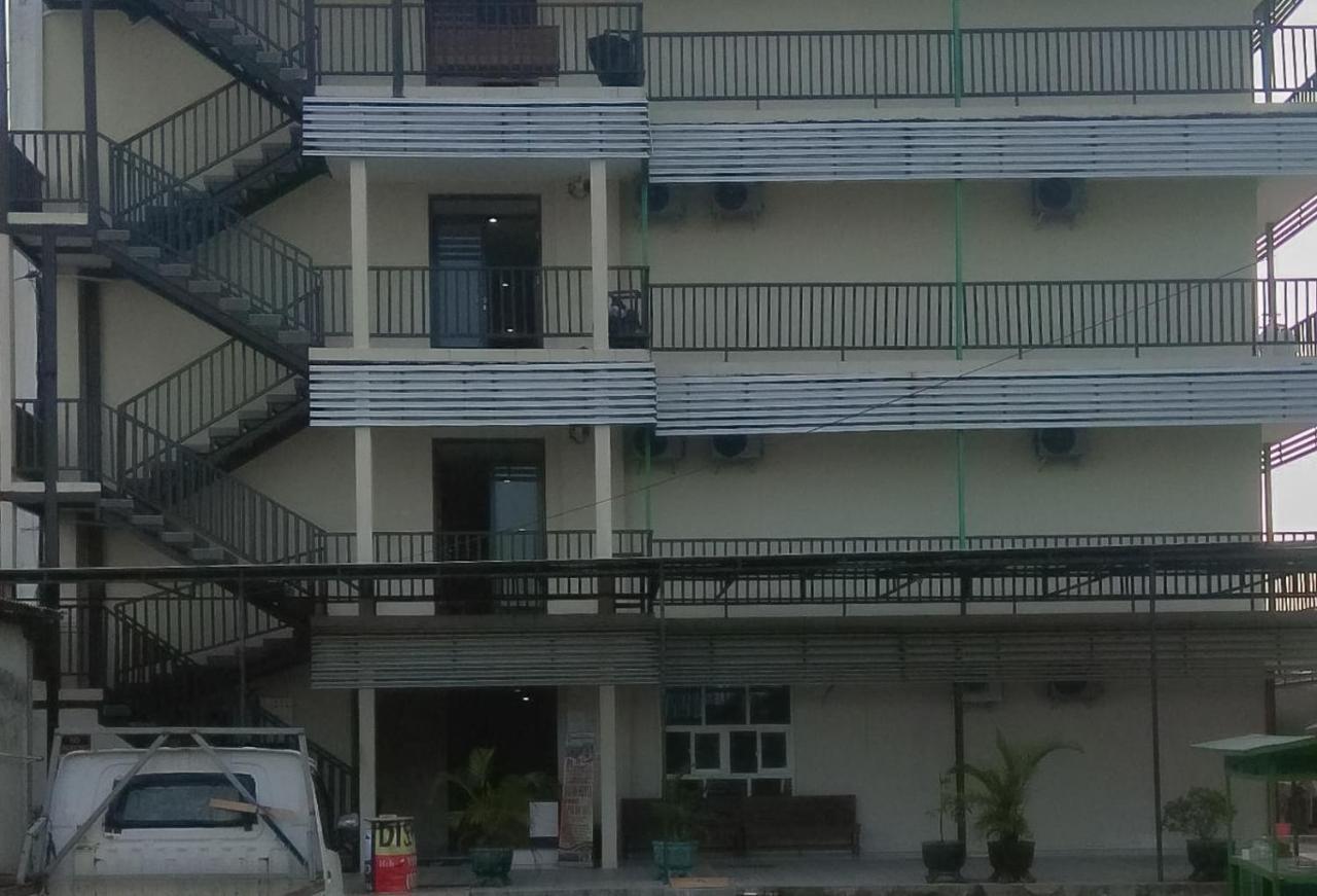 Reddoorz Plus At Pelita Guest House Balikpapan מראה חיצוני תמונה